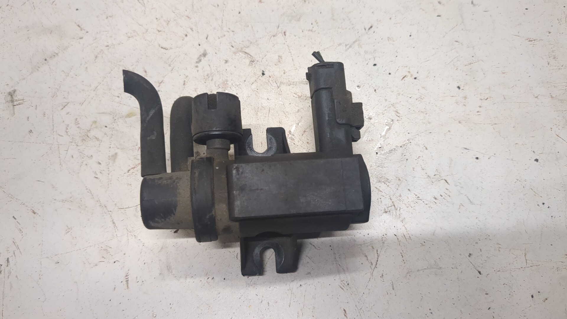 Клапан электромагнитный