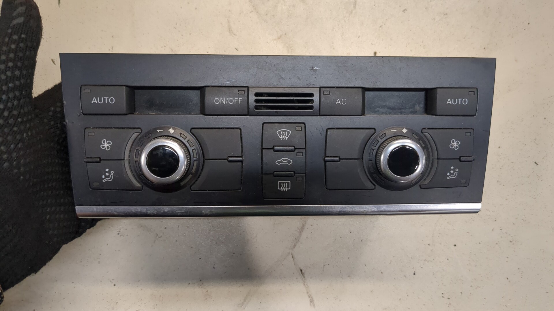 Переключатель отопителя