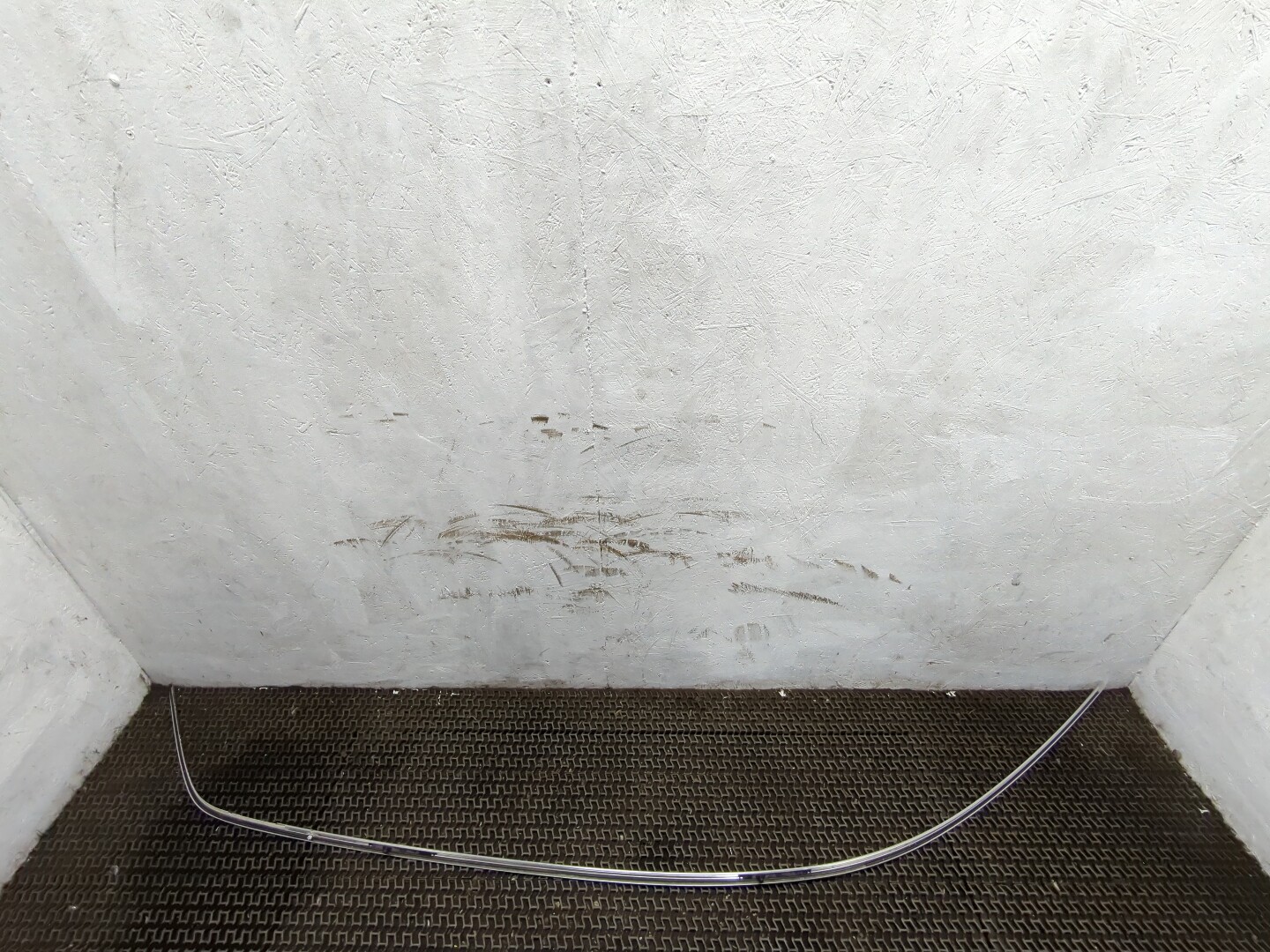 Молдинг крыши правый