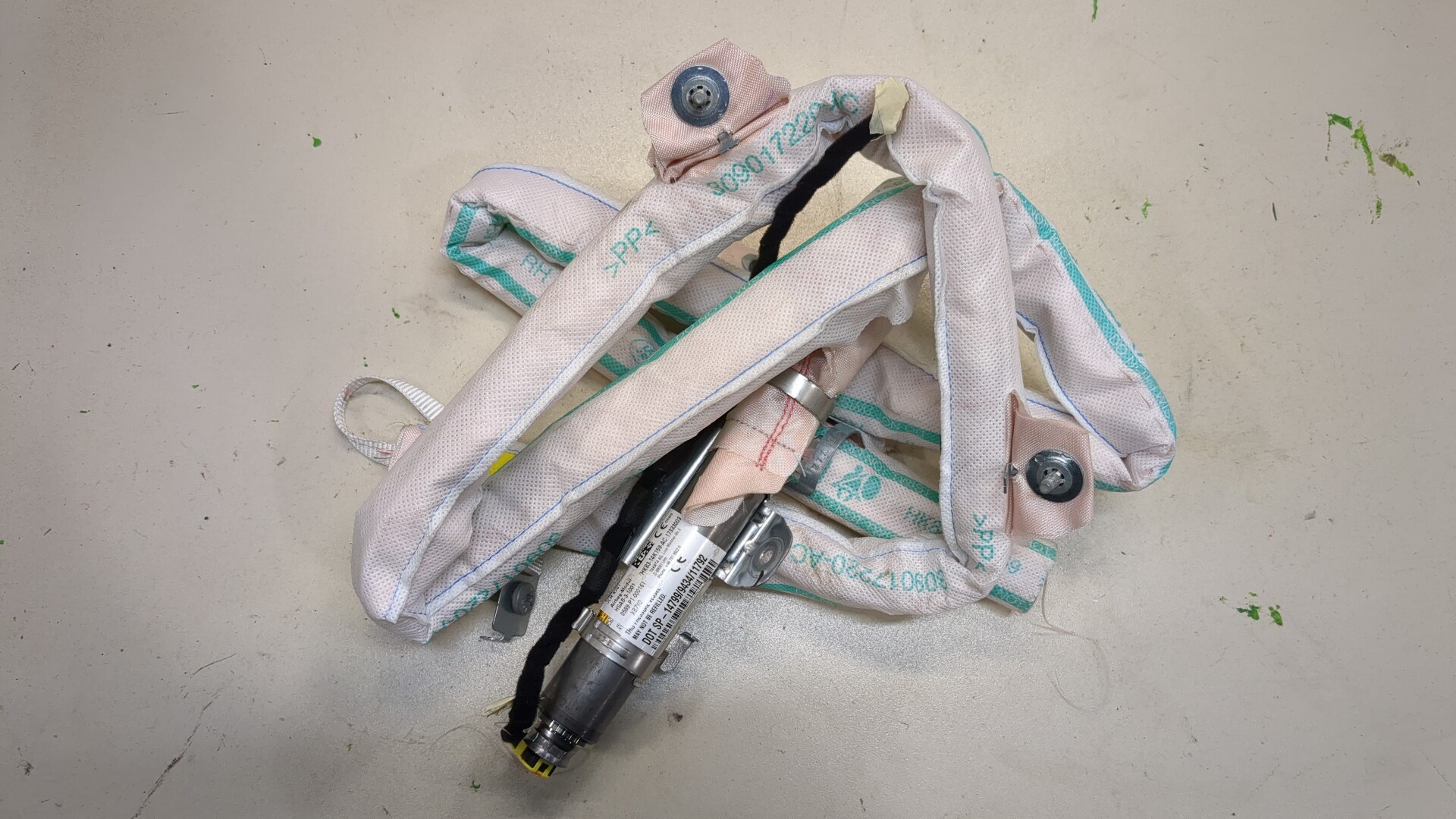 Подушка безопасности боковая (шторка)