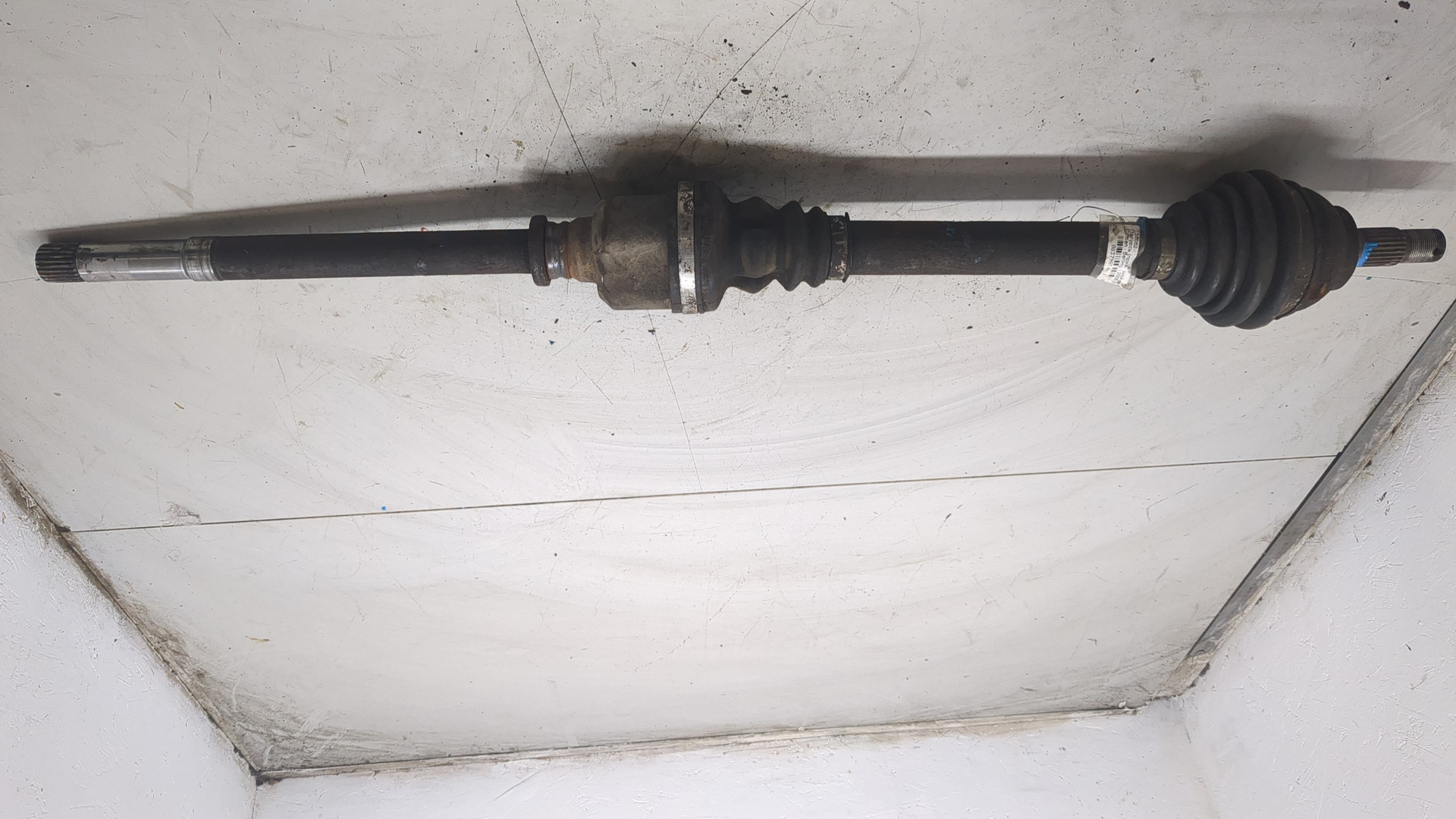 Полуось передняя правая