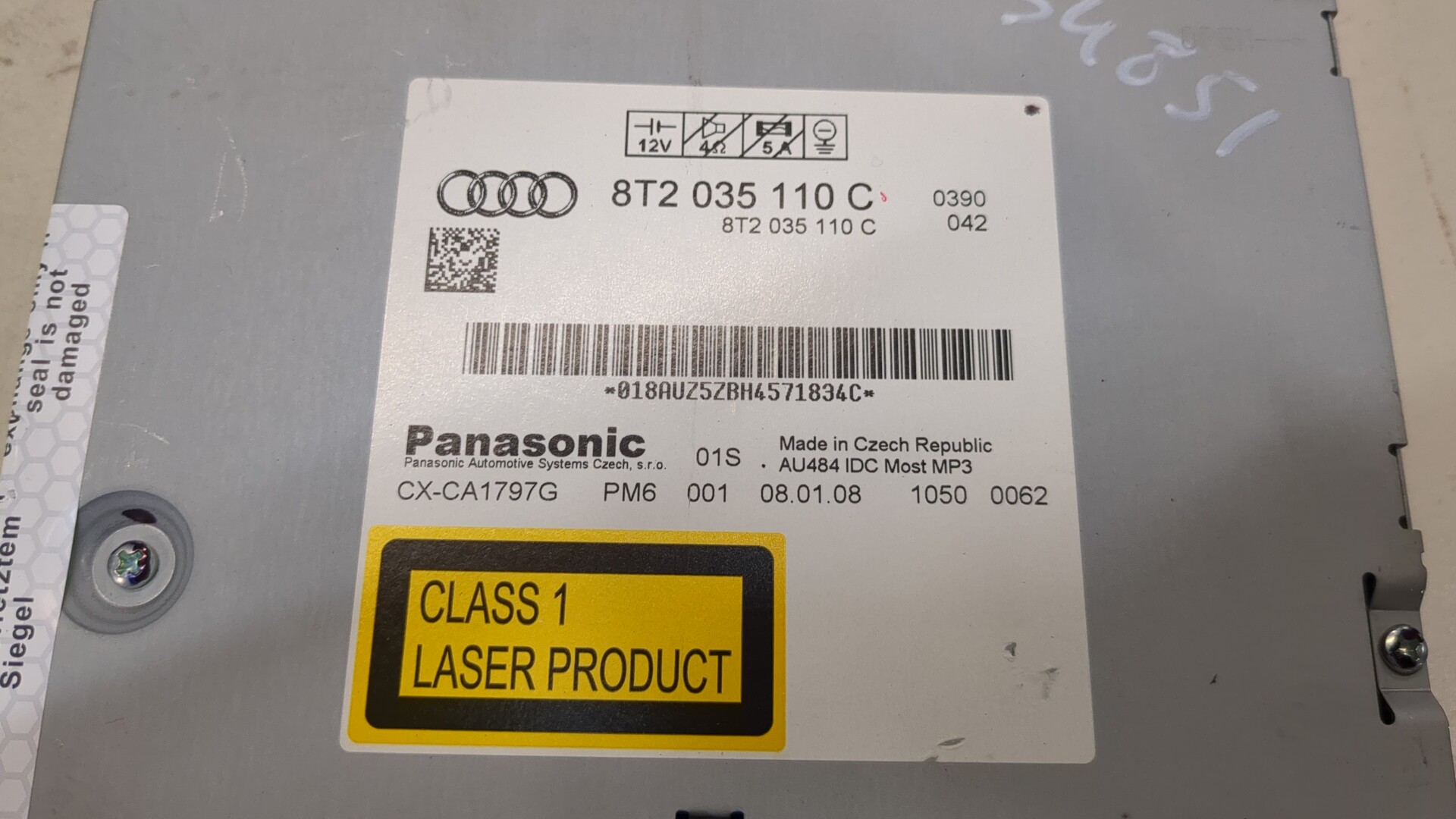 Проигрыватель CD/DVD