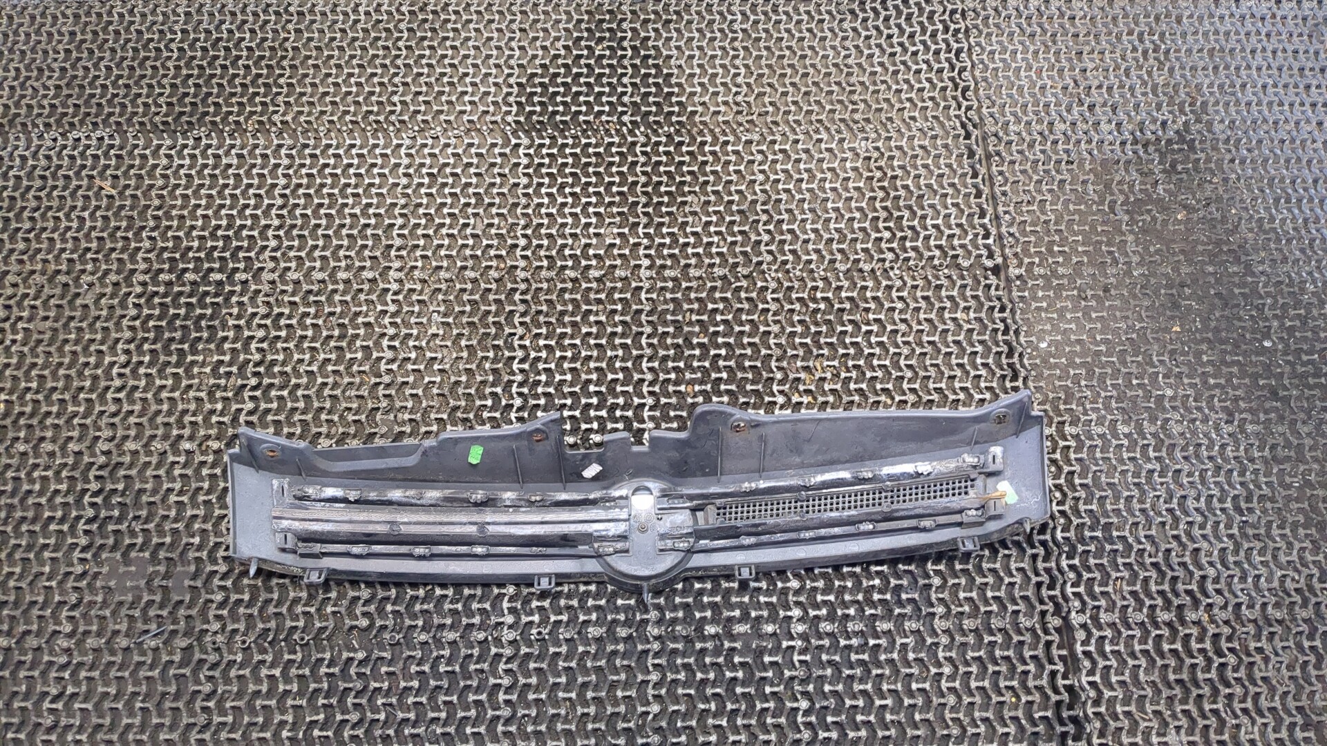 Решетка радиатора