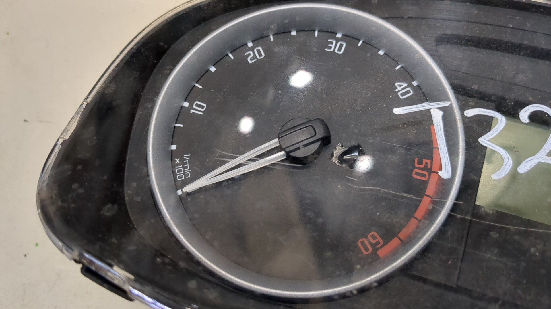 Панель приборов