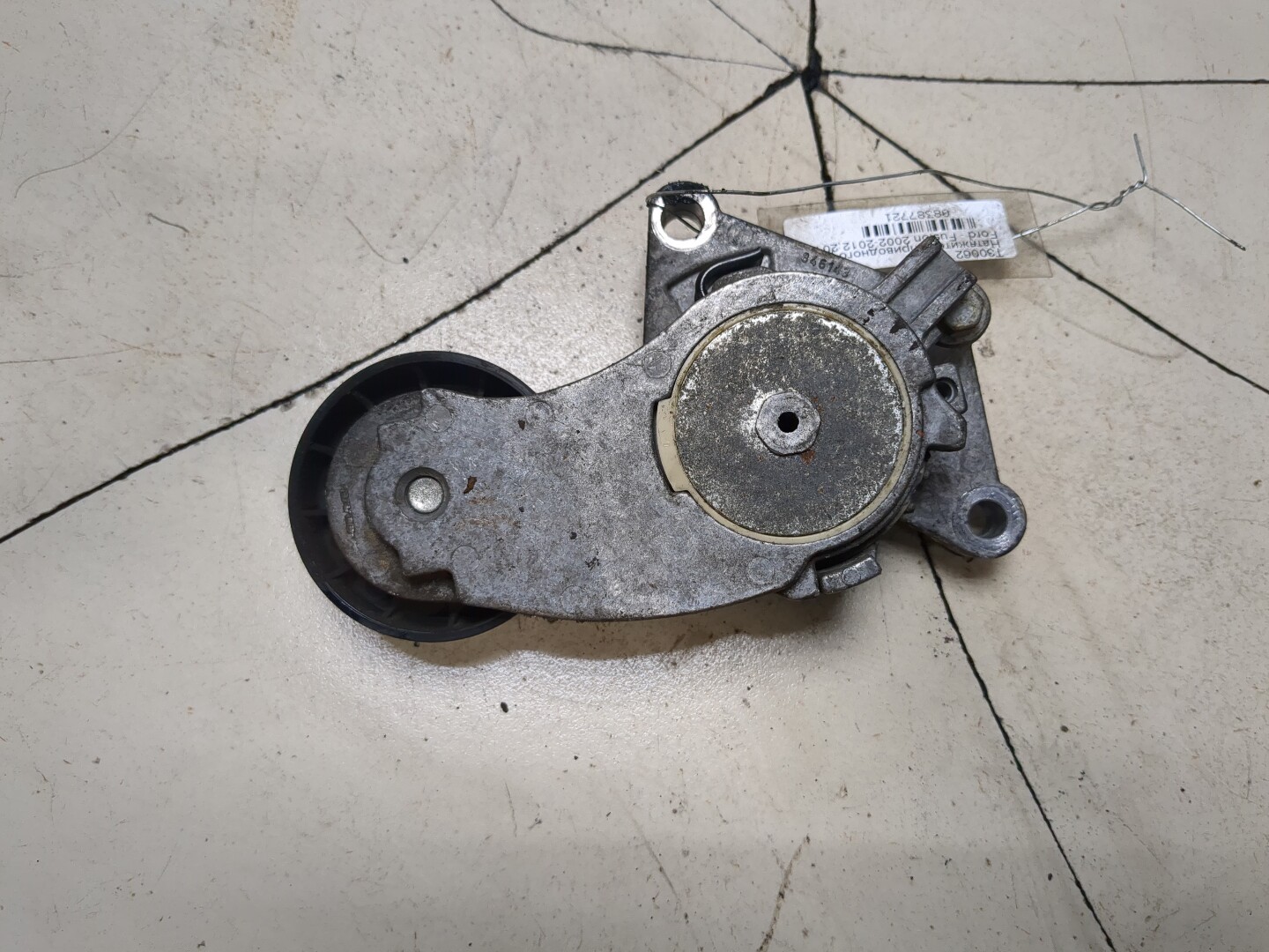 Натяжитель ремня