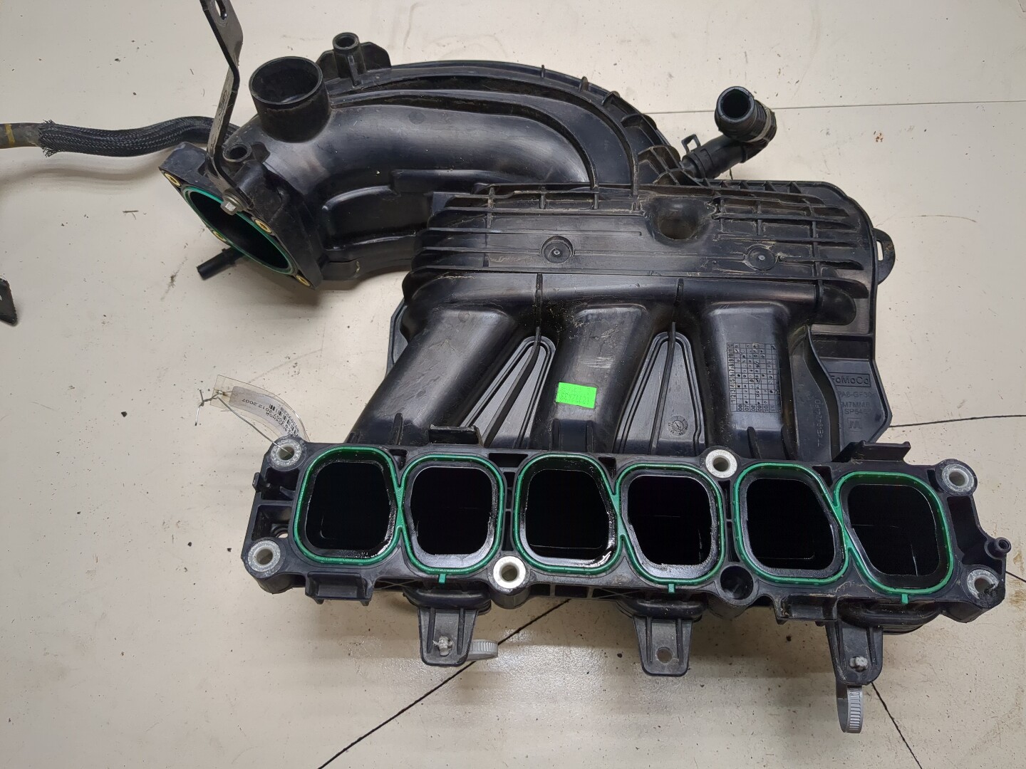 Коллектор впускной