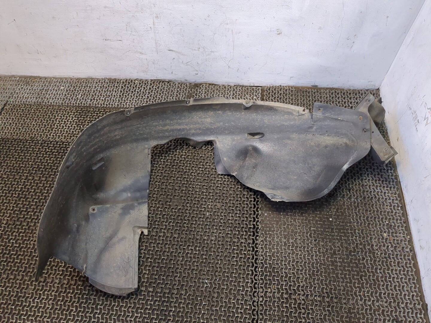 Локер передний левый