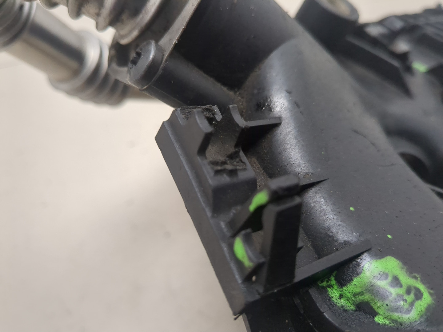 Крышка клапанная ГБЦ