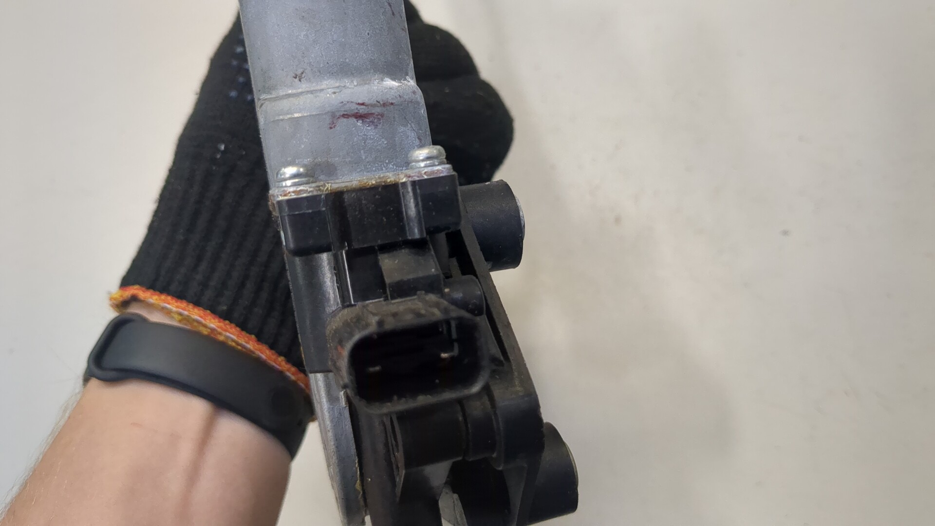 Стеклоподъемник электр. передний правый