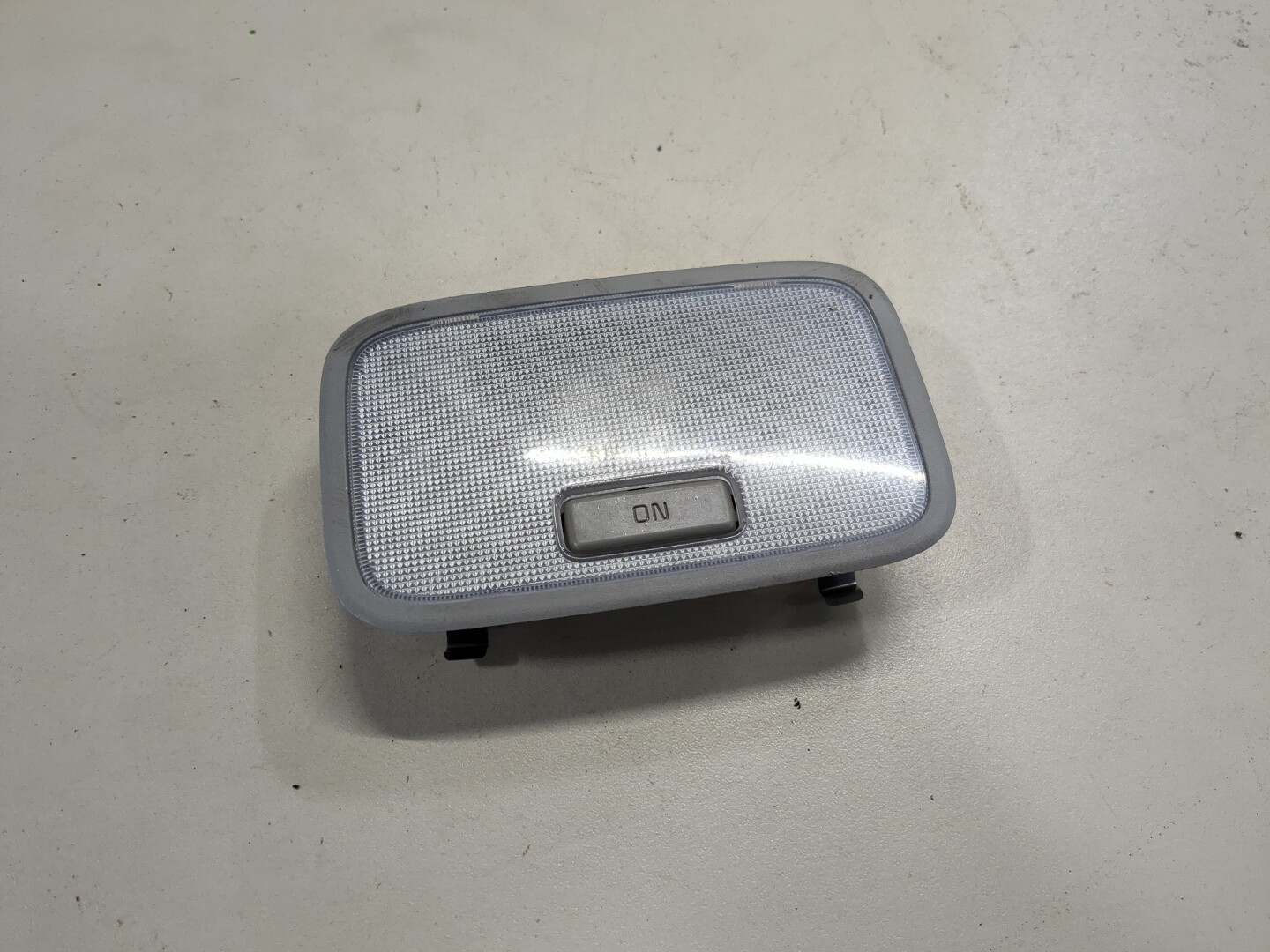 Плафон салонный