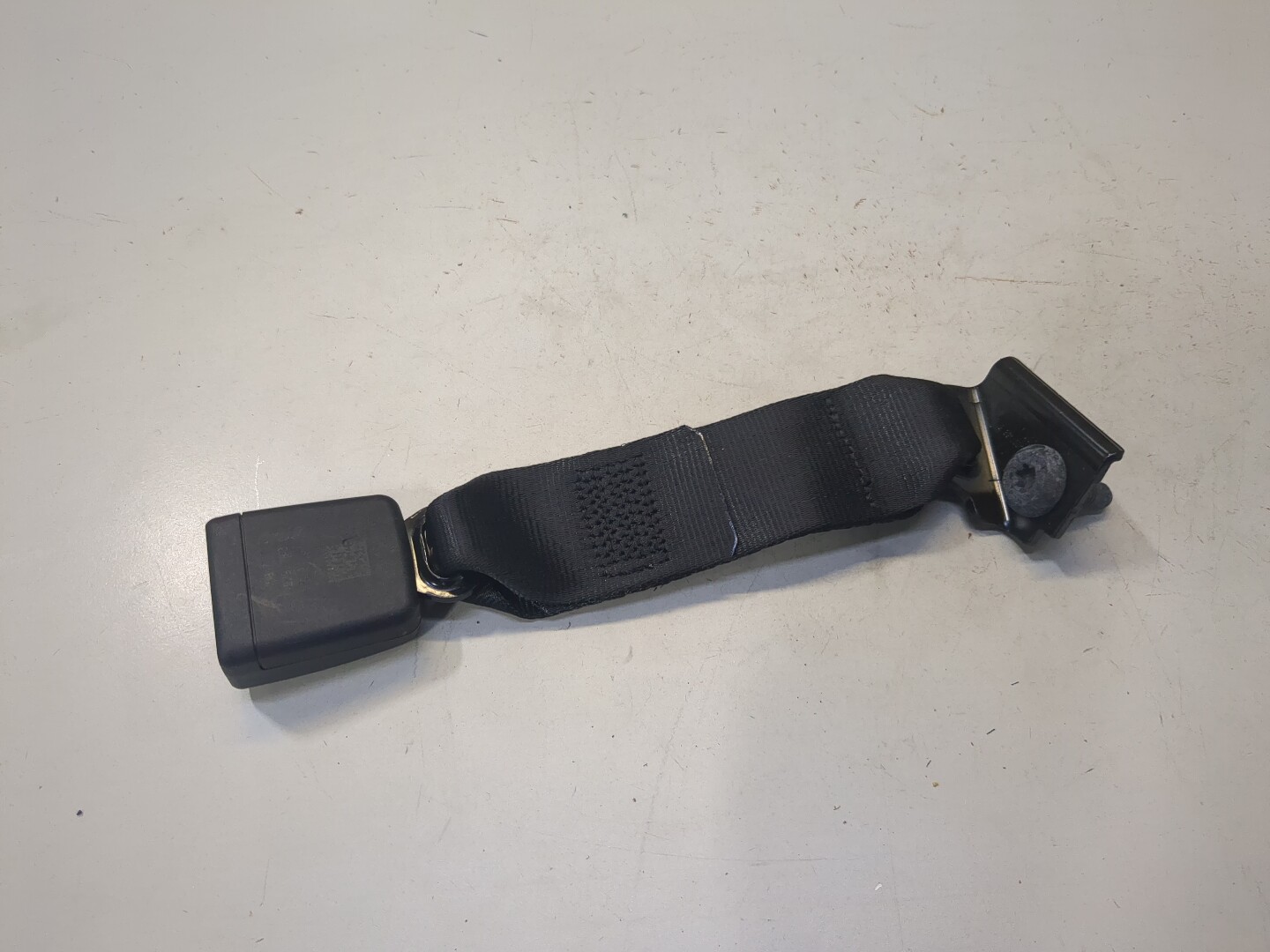 Ответная часть ремня безопасности