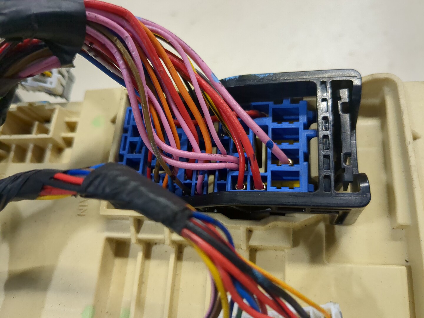 Блок предохранителей