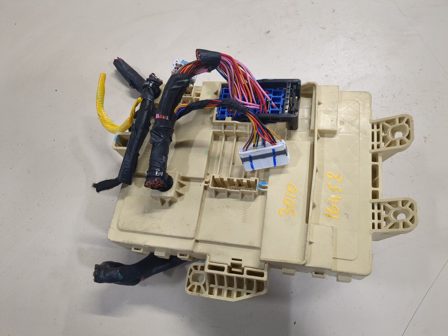 Блок предохранителей