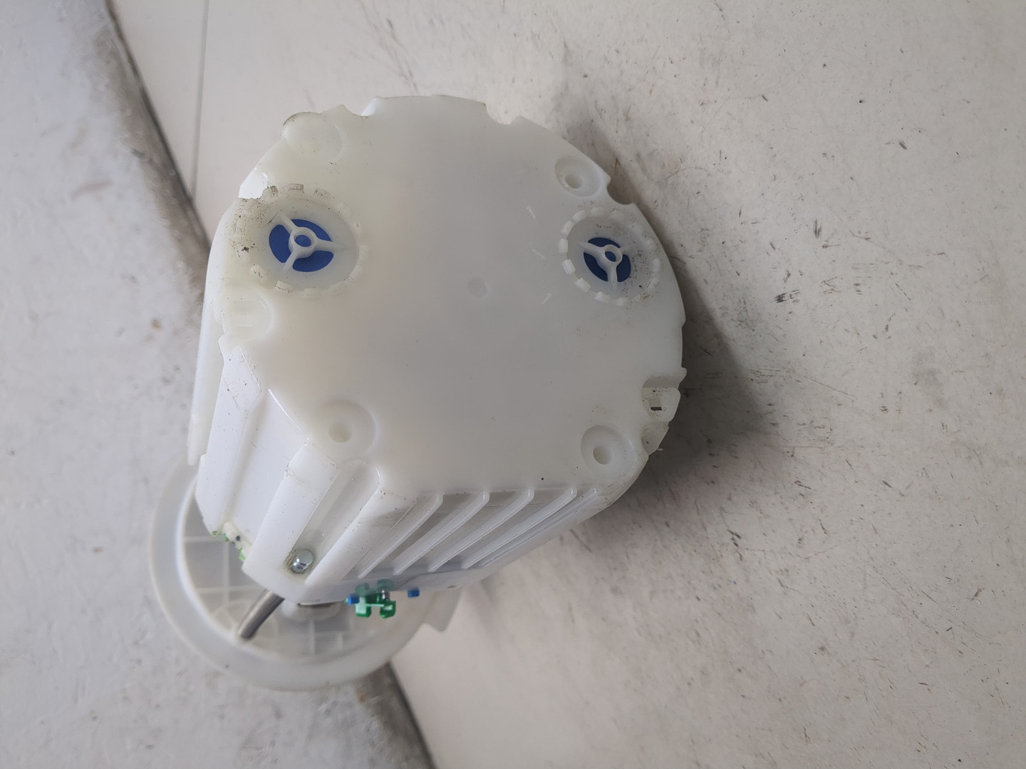 Насос топливный электрический