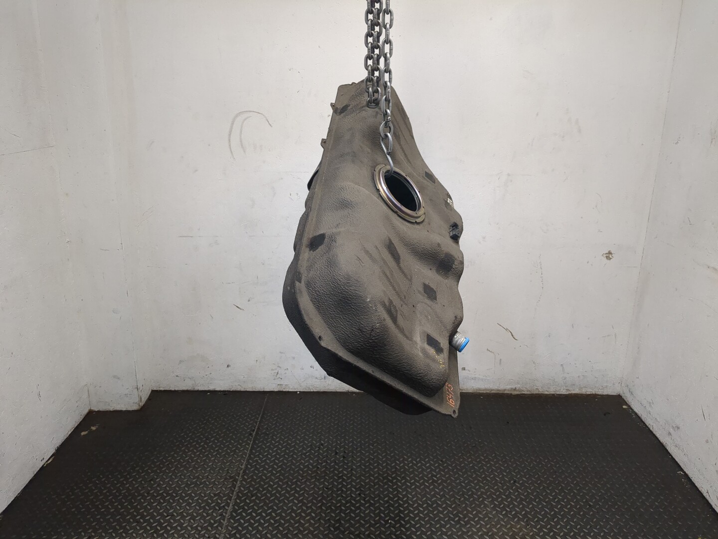 Бак топливный