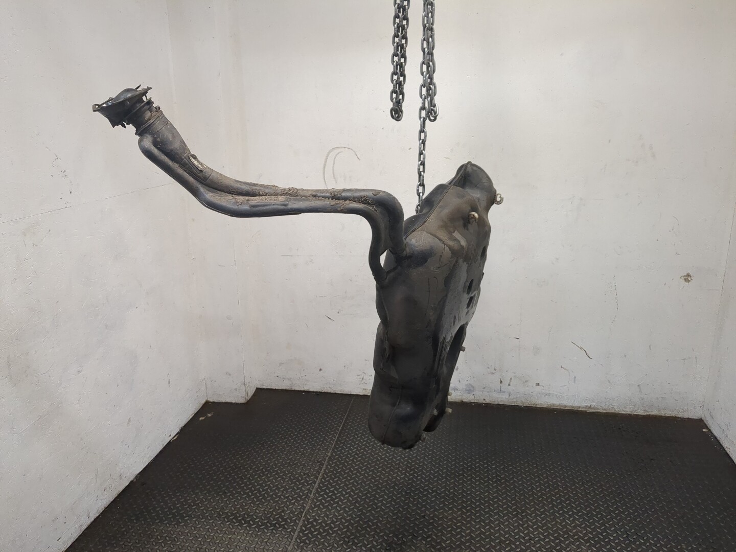 Бак топливный