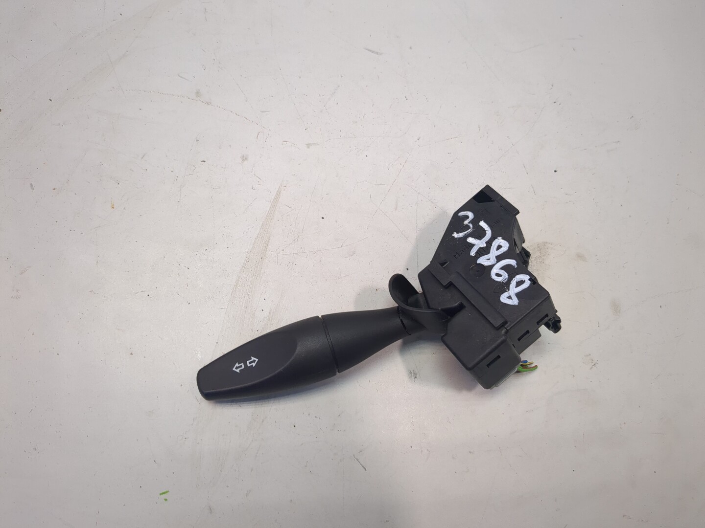 Переключатель поворотов подрулевой