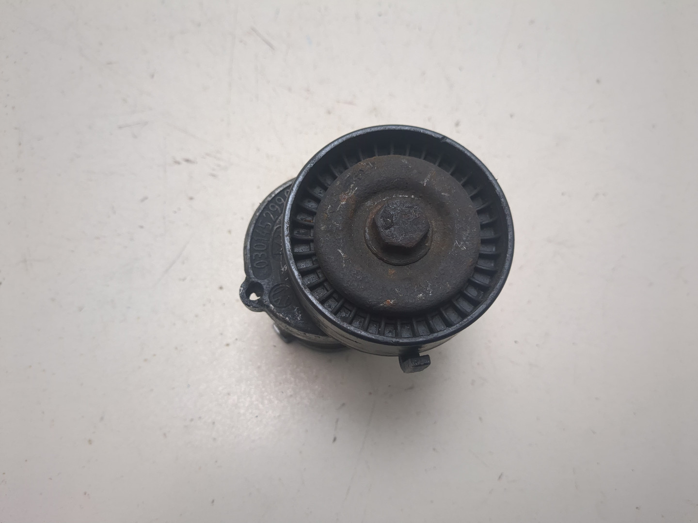 Натяжитель ремня