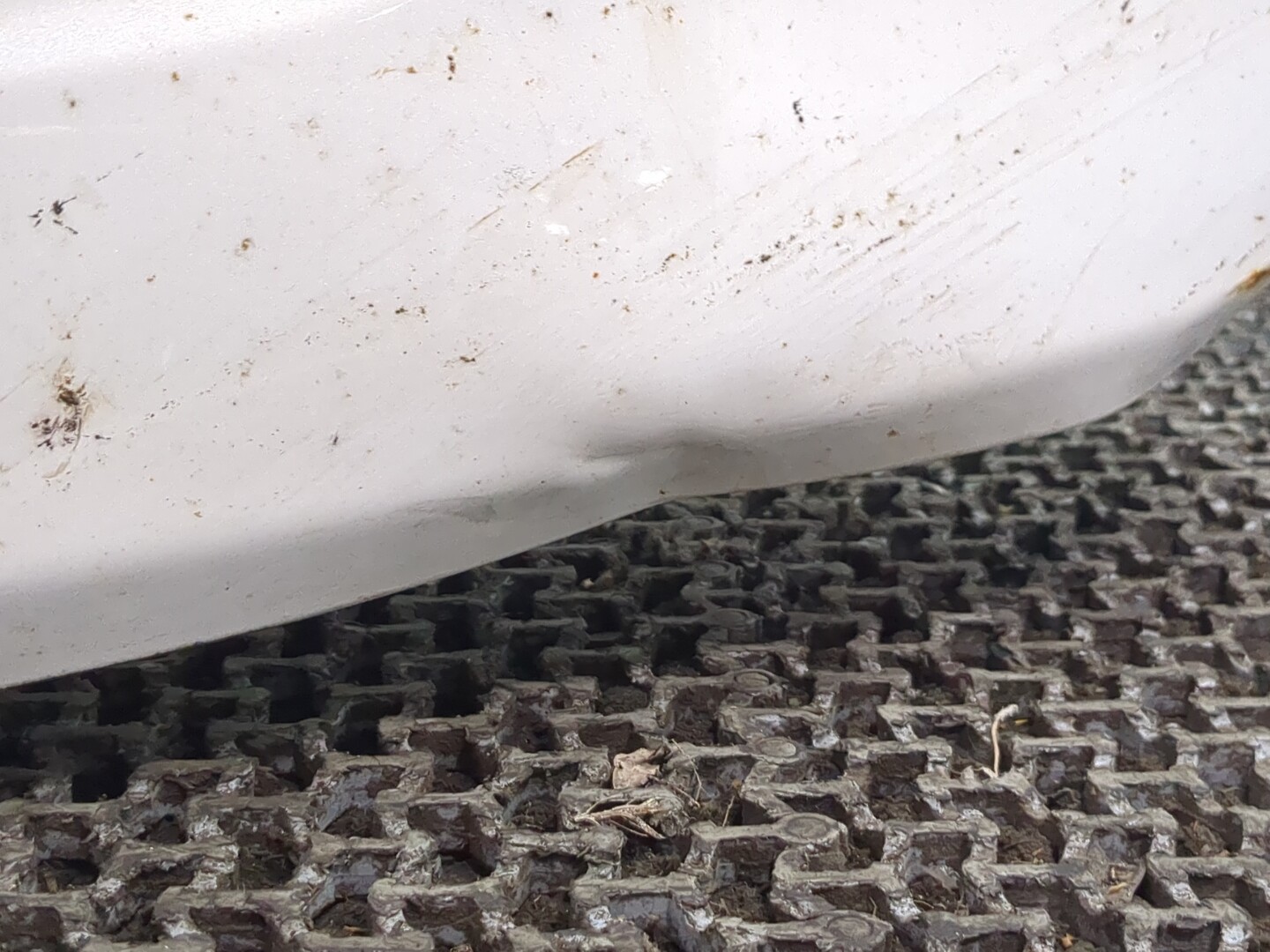 Дверь багажника