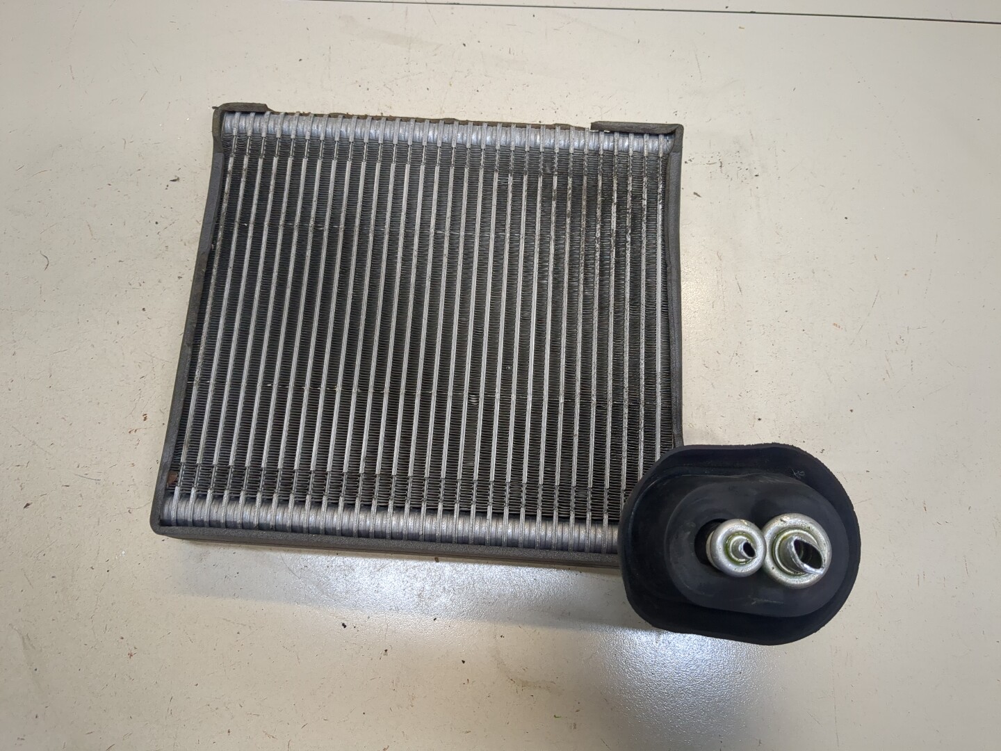 Радиатор кондиционера / конденсер