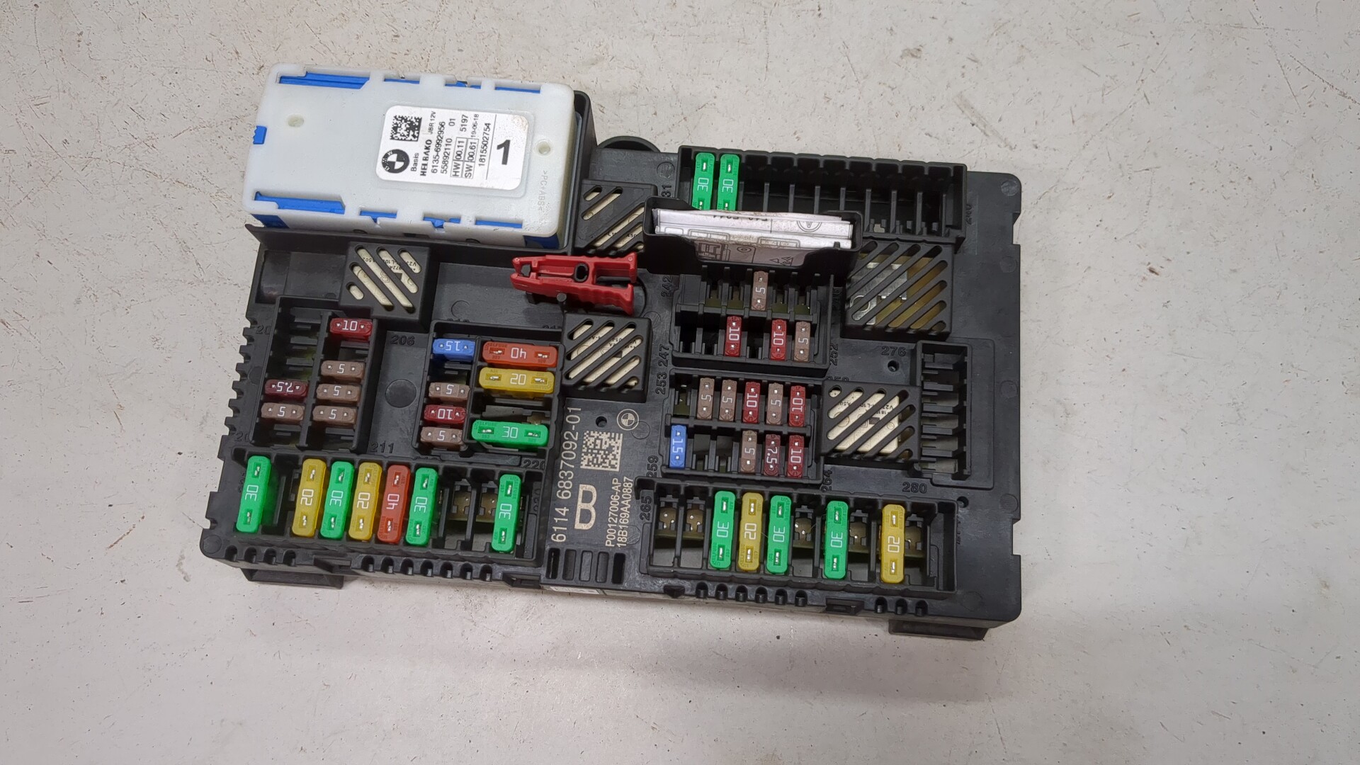 Блок предохранителей