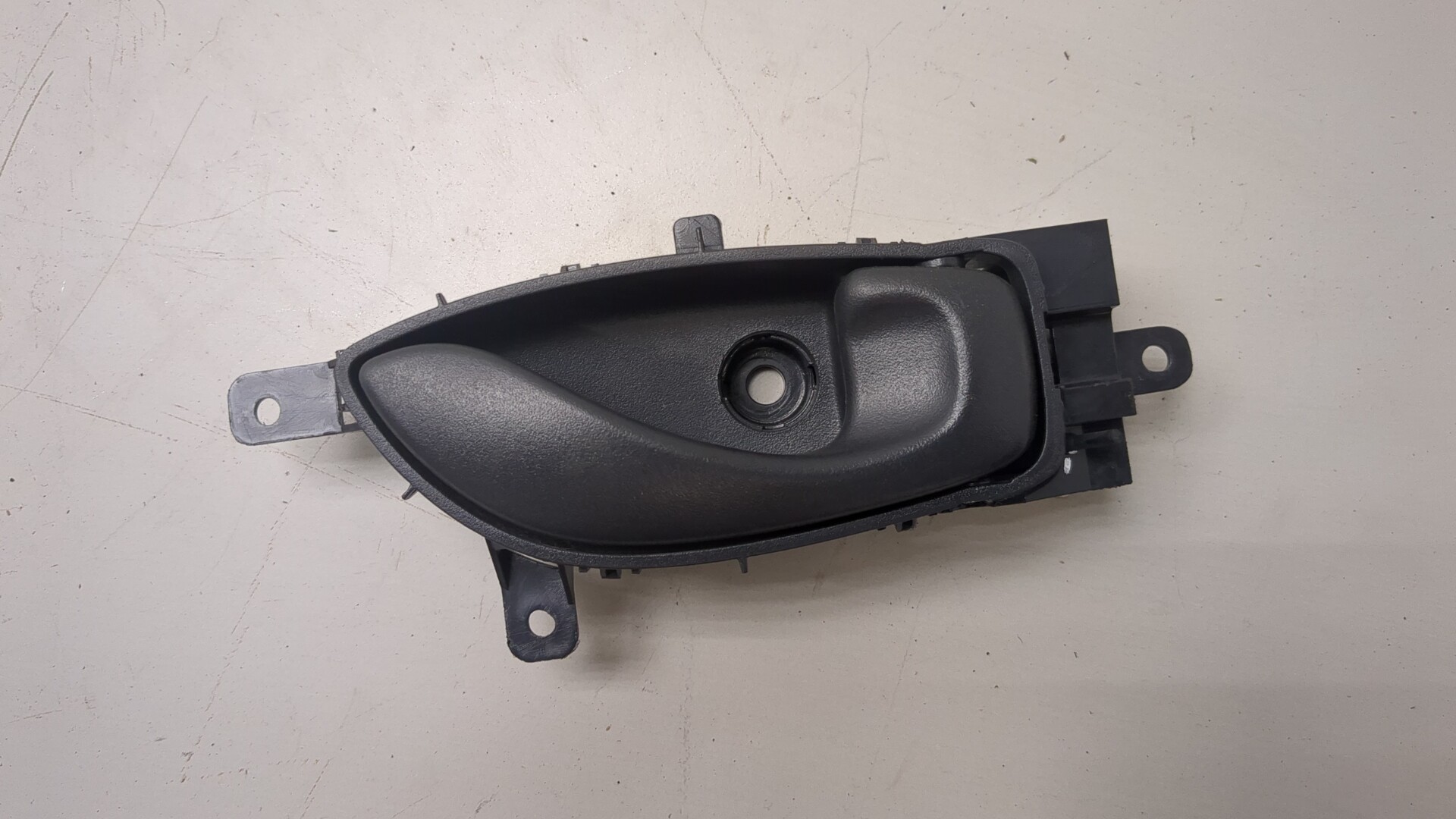 Ручка двери задней внутренняя правая