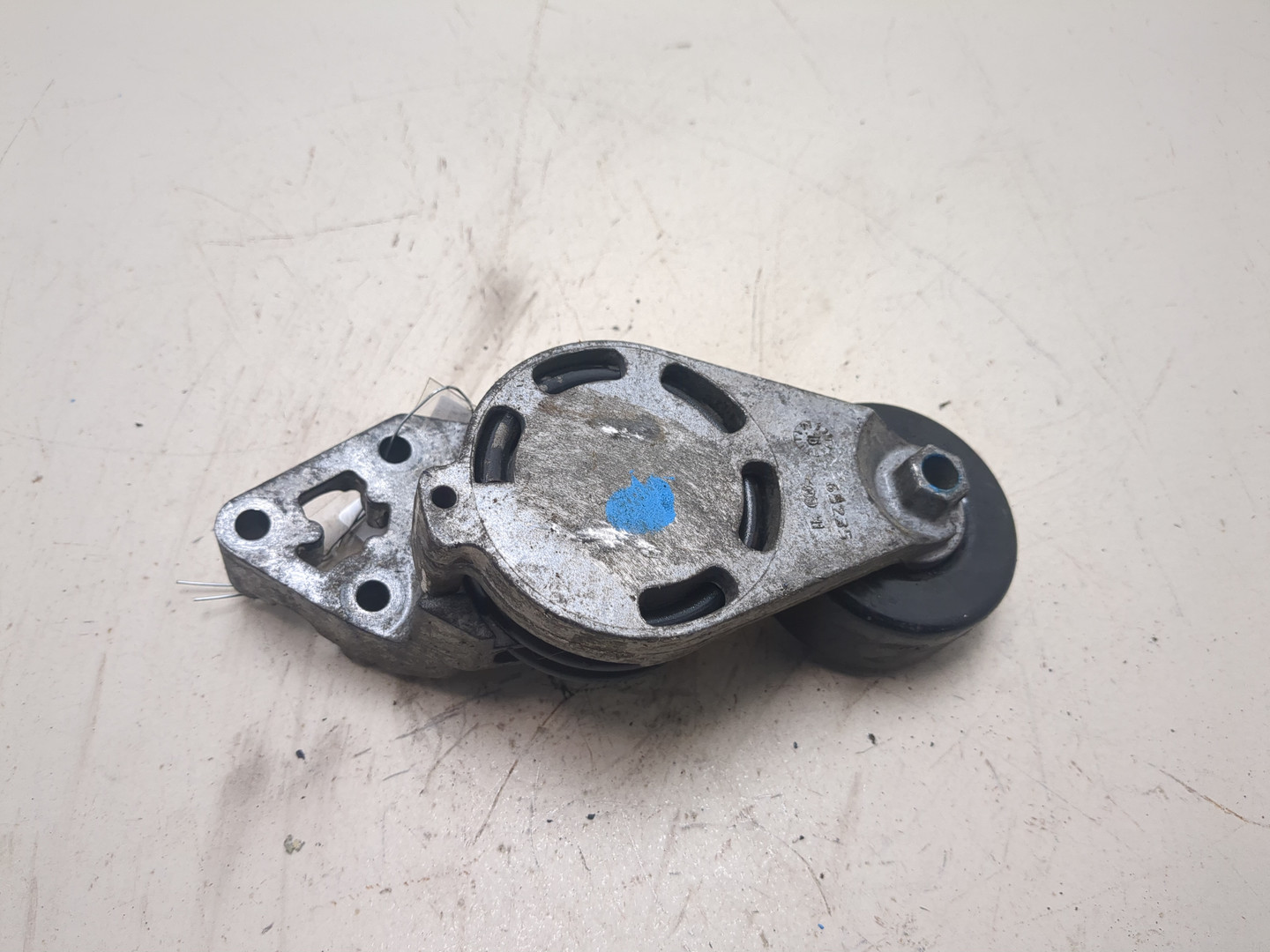 Натяжитель ремня