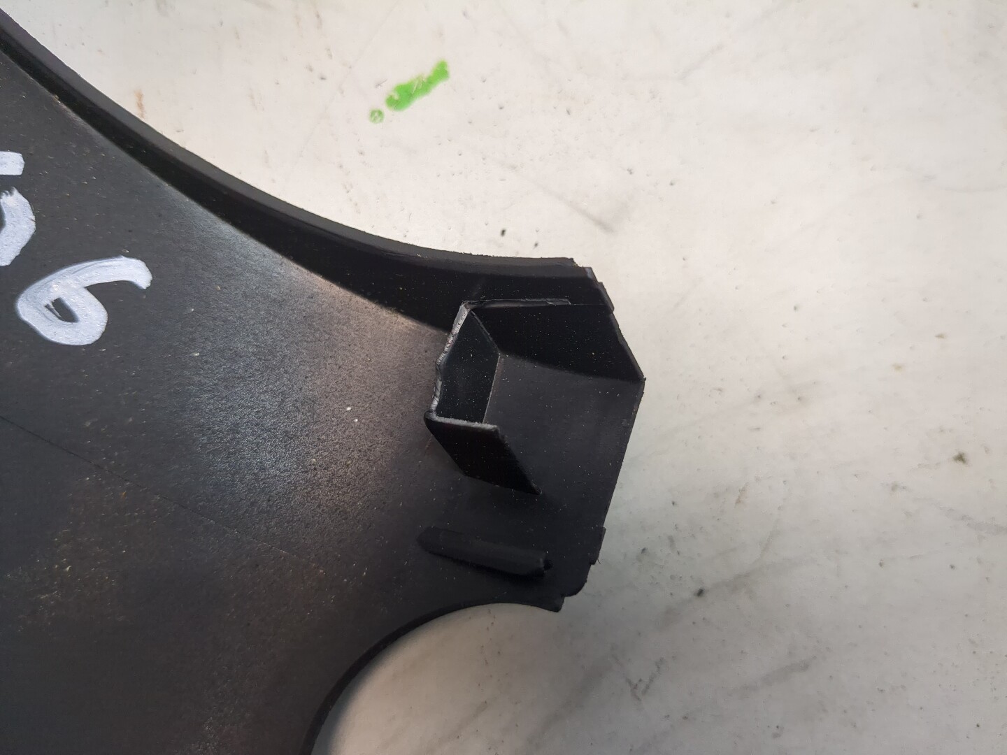 Кожух рулевой колонки