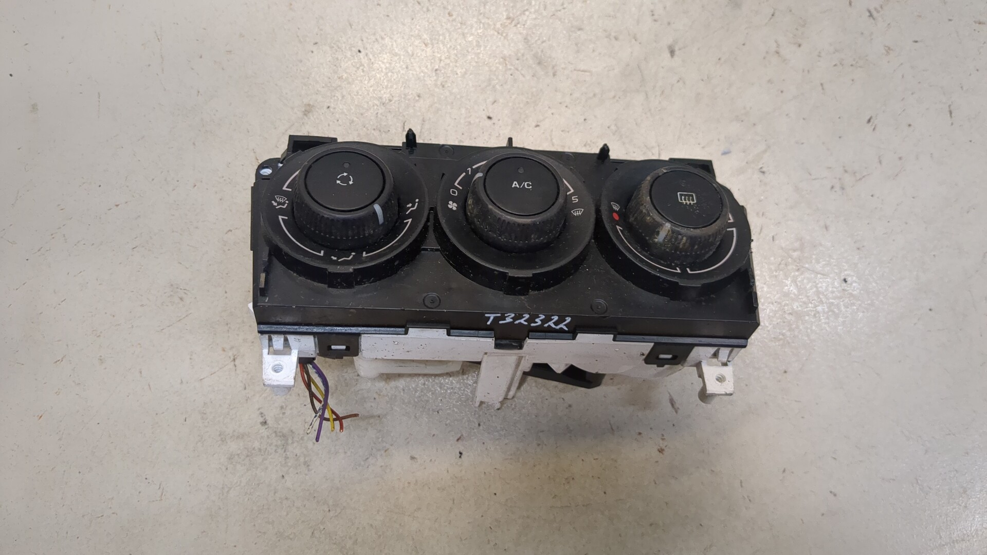 Переключатель отопителя