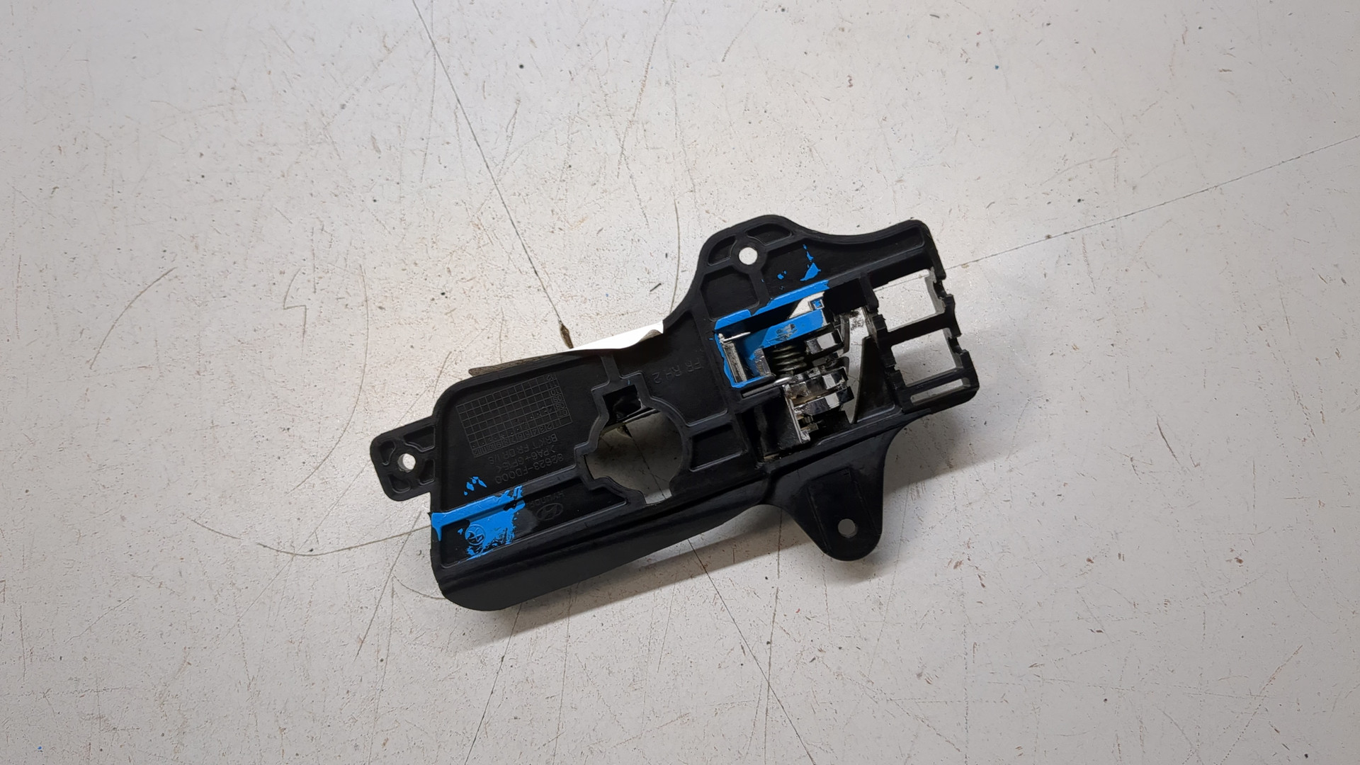 Ручка двери передней внутренняя правая