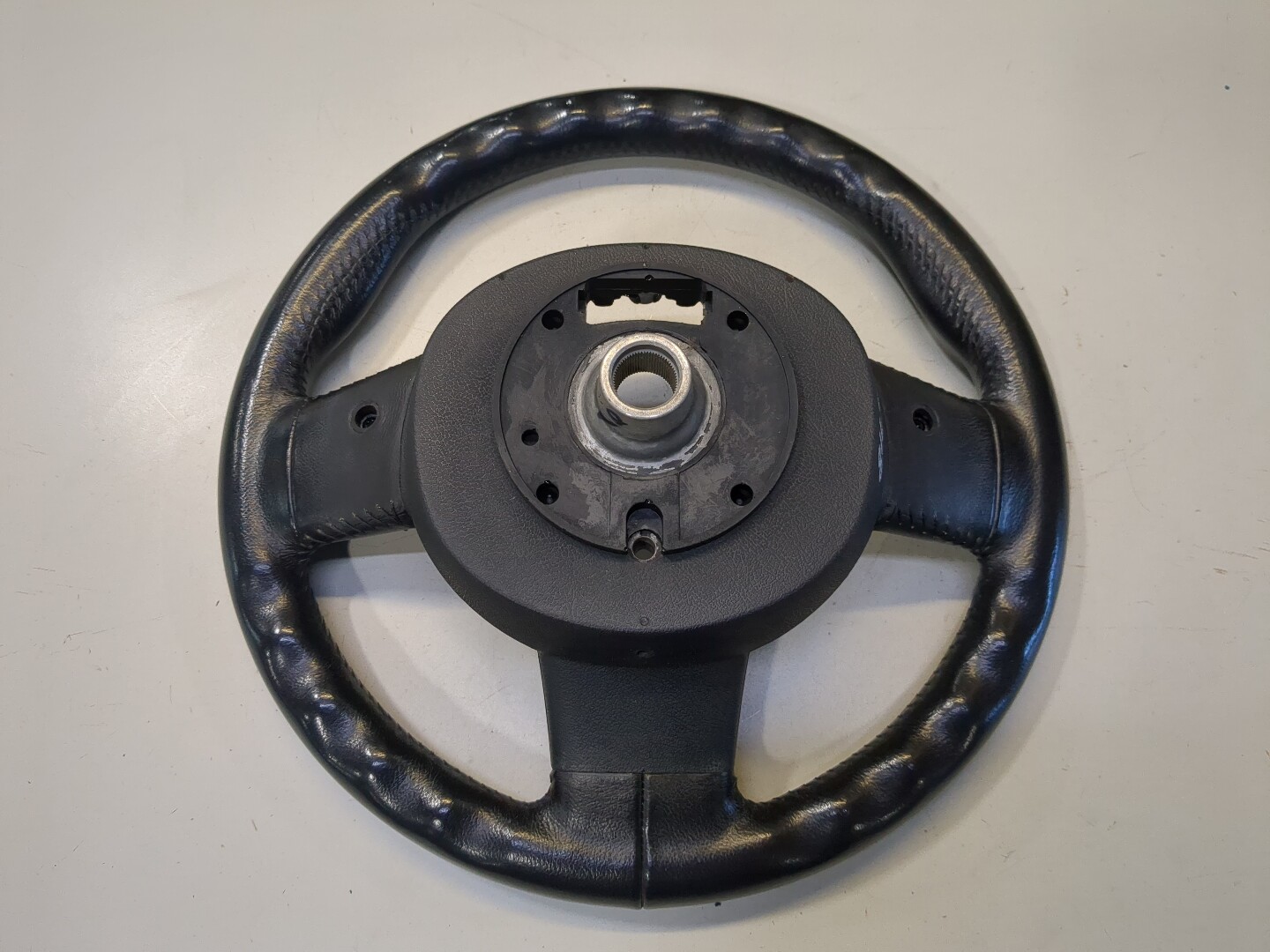 Рулевое колесо (руль)