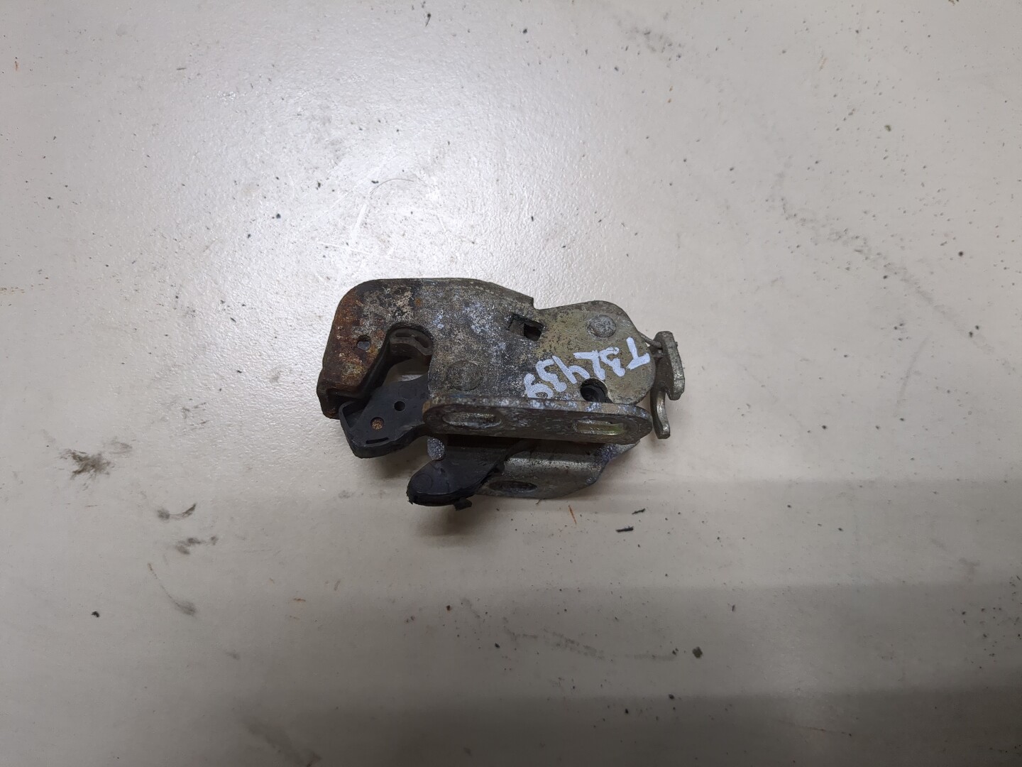 Замок двери