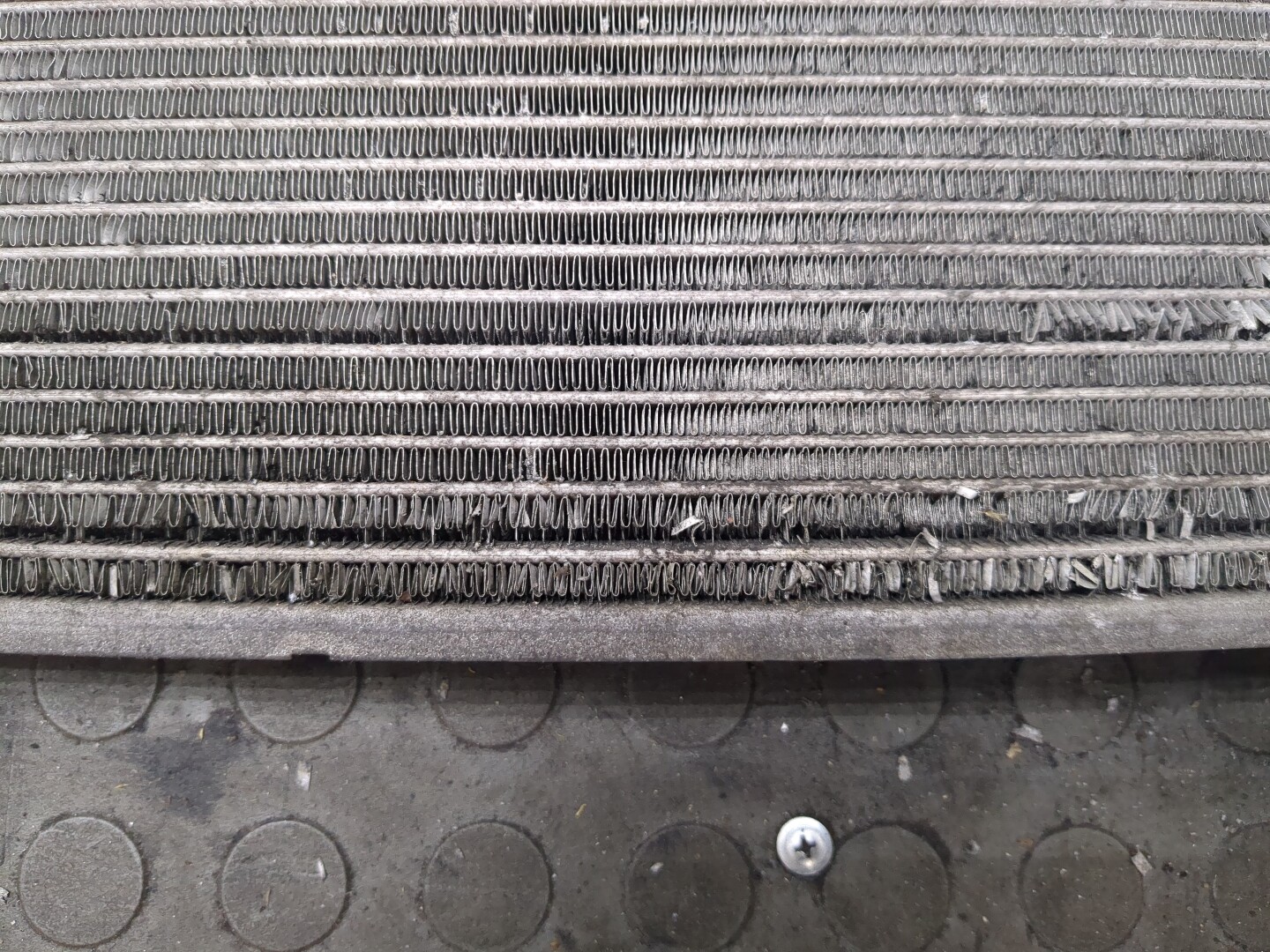 Радиатор охлаждения двигателя основной