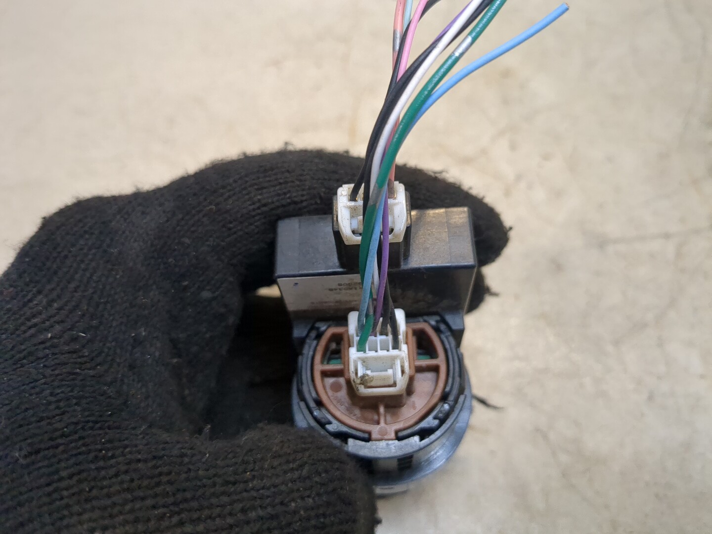 Кнопка запуска двигателя