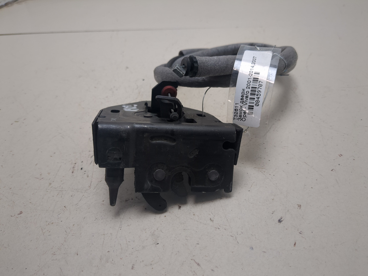 Замок двери задней правой