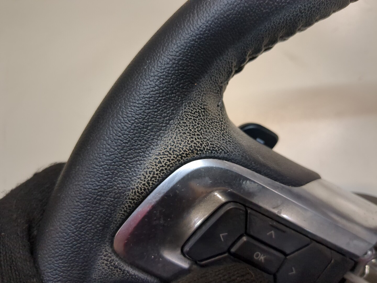 Рулевое колесо (руль)