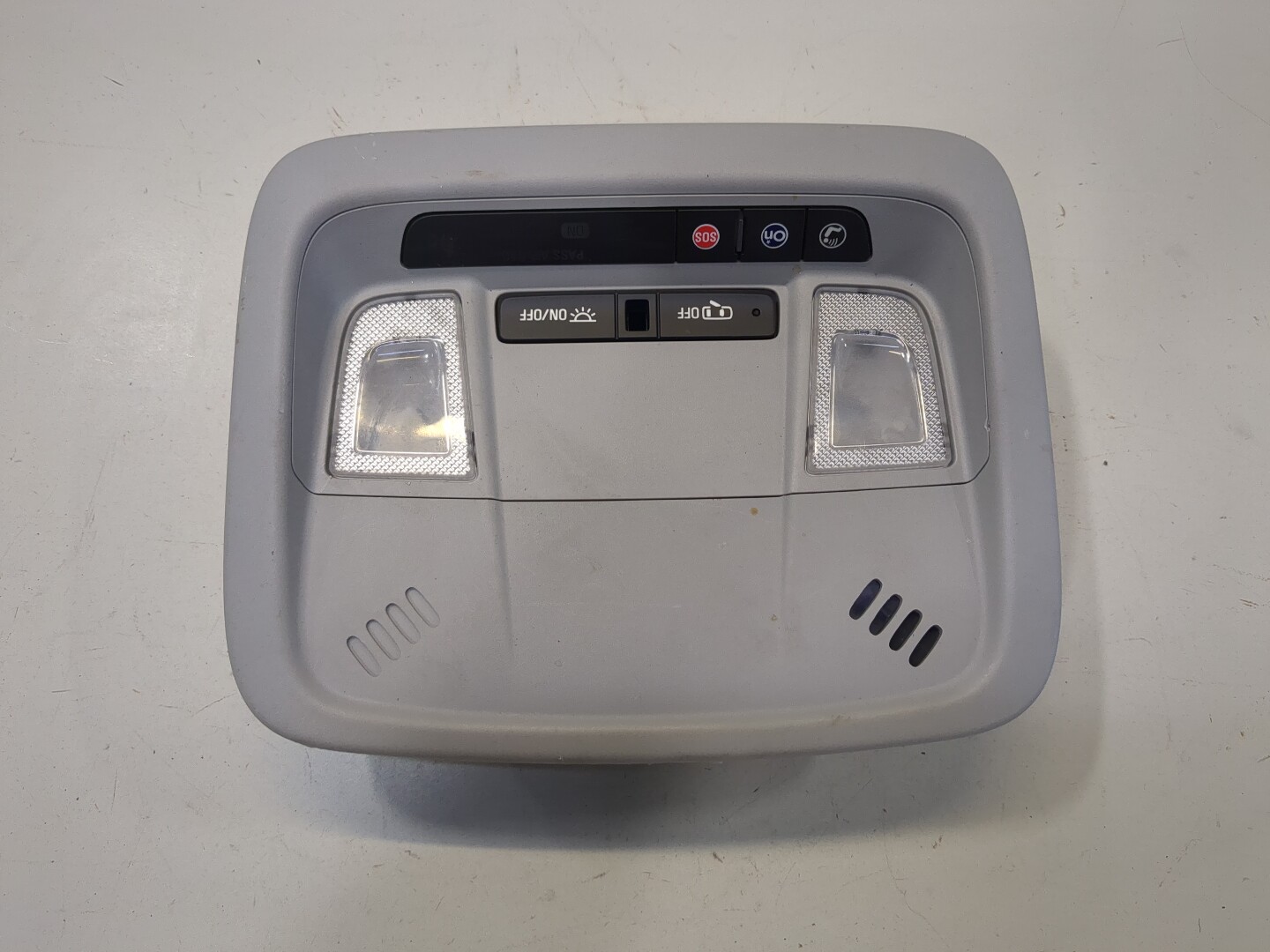 Плафон салонный