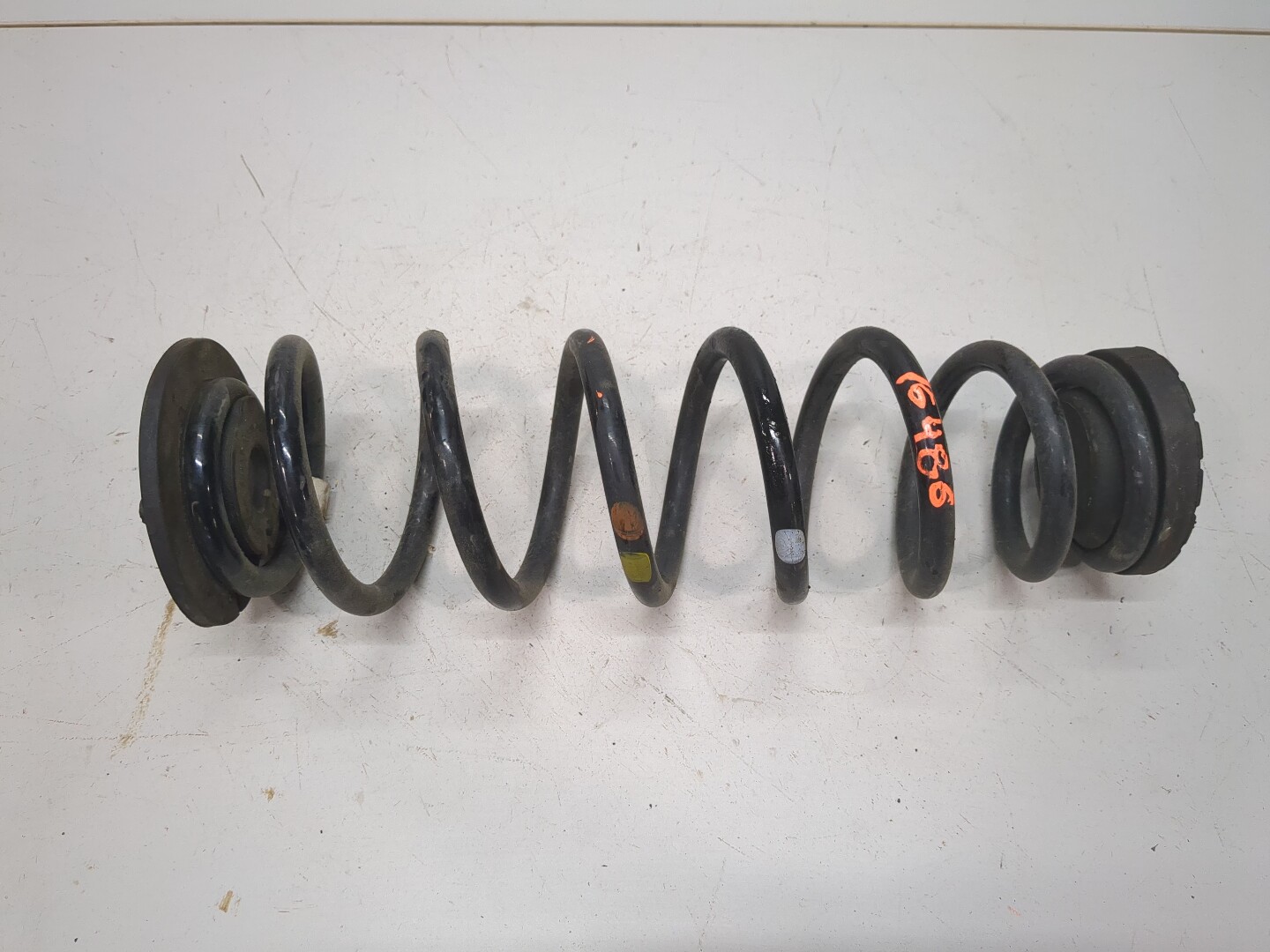 Пружина задняя