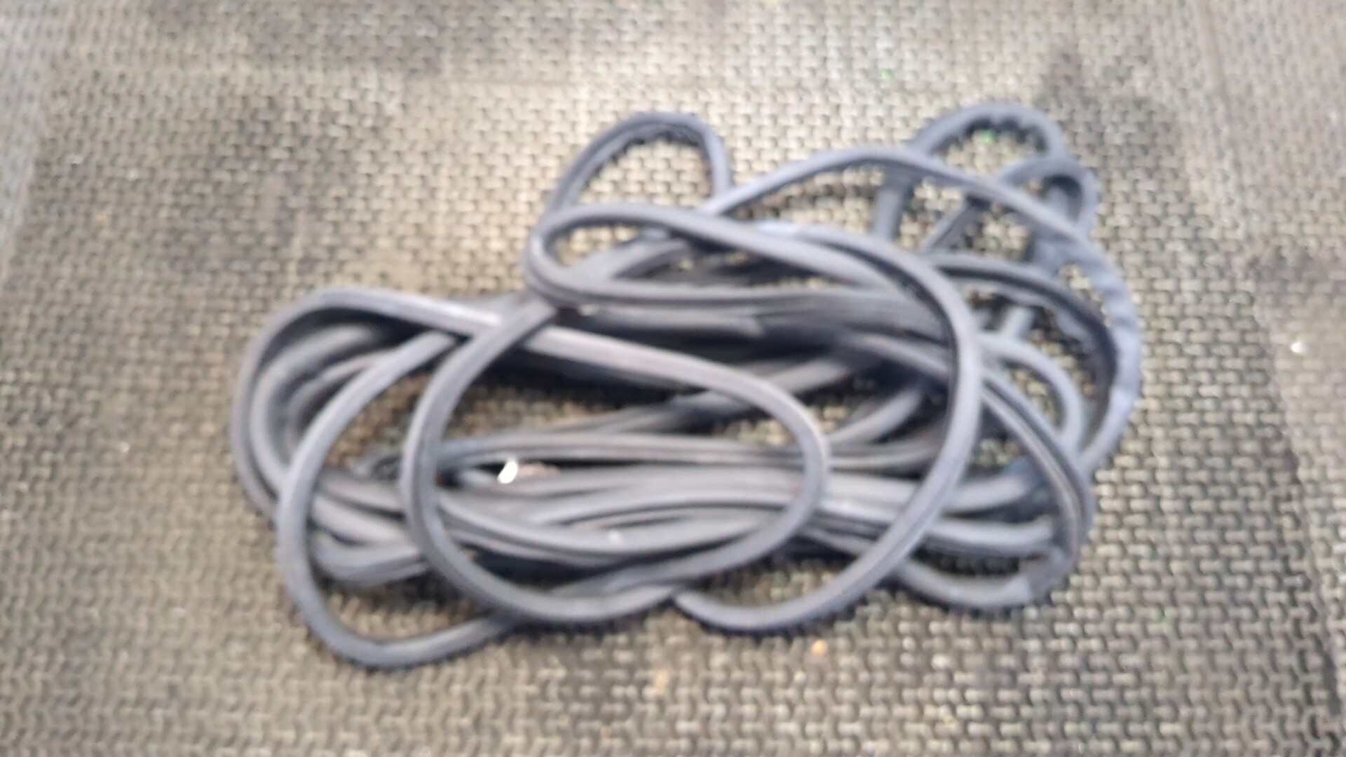 Уплотнитель (наружный)