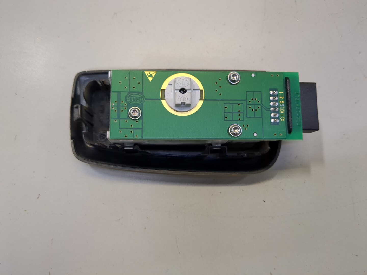 Плафон салонный