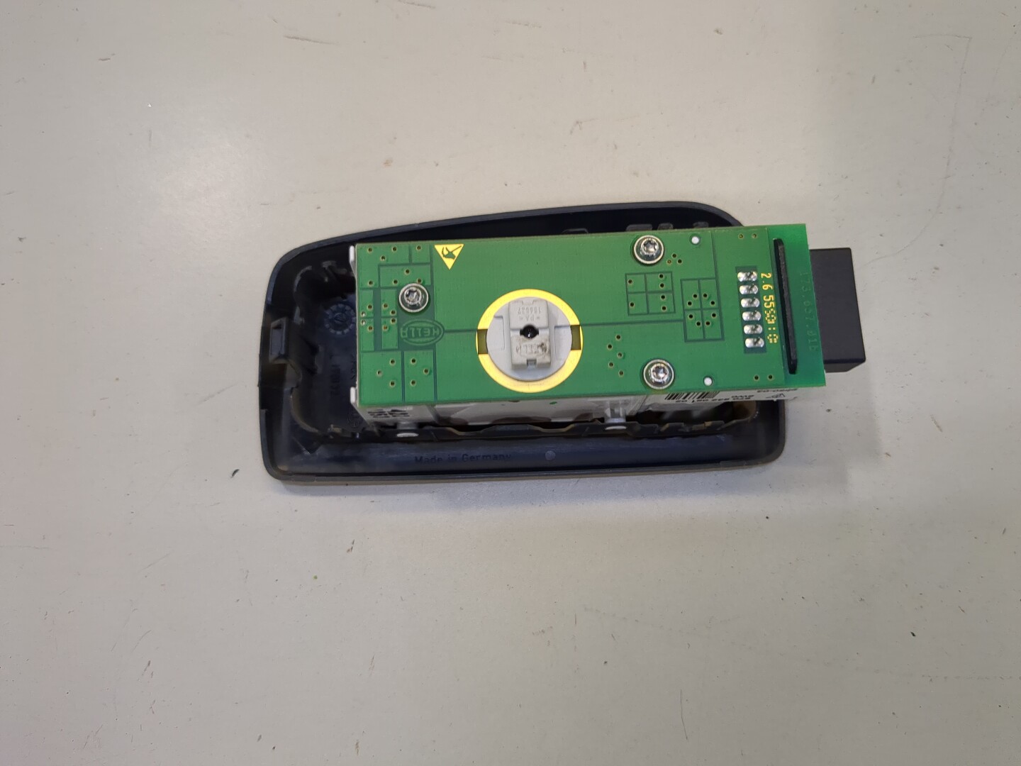 Плафон салонный