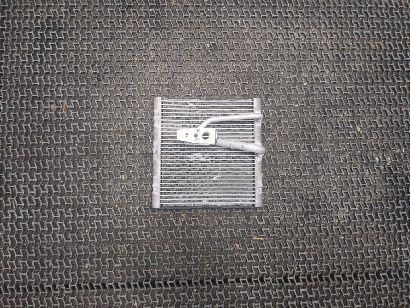 Радиатор кондиционера / конденсер