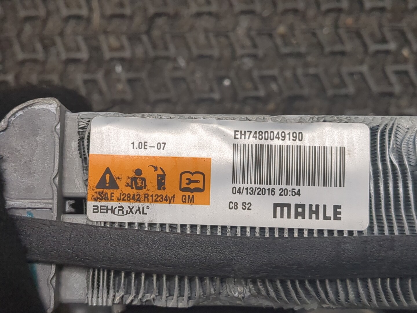 Радиатор кондиционера / конденсер