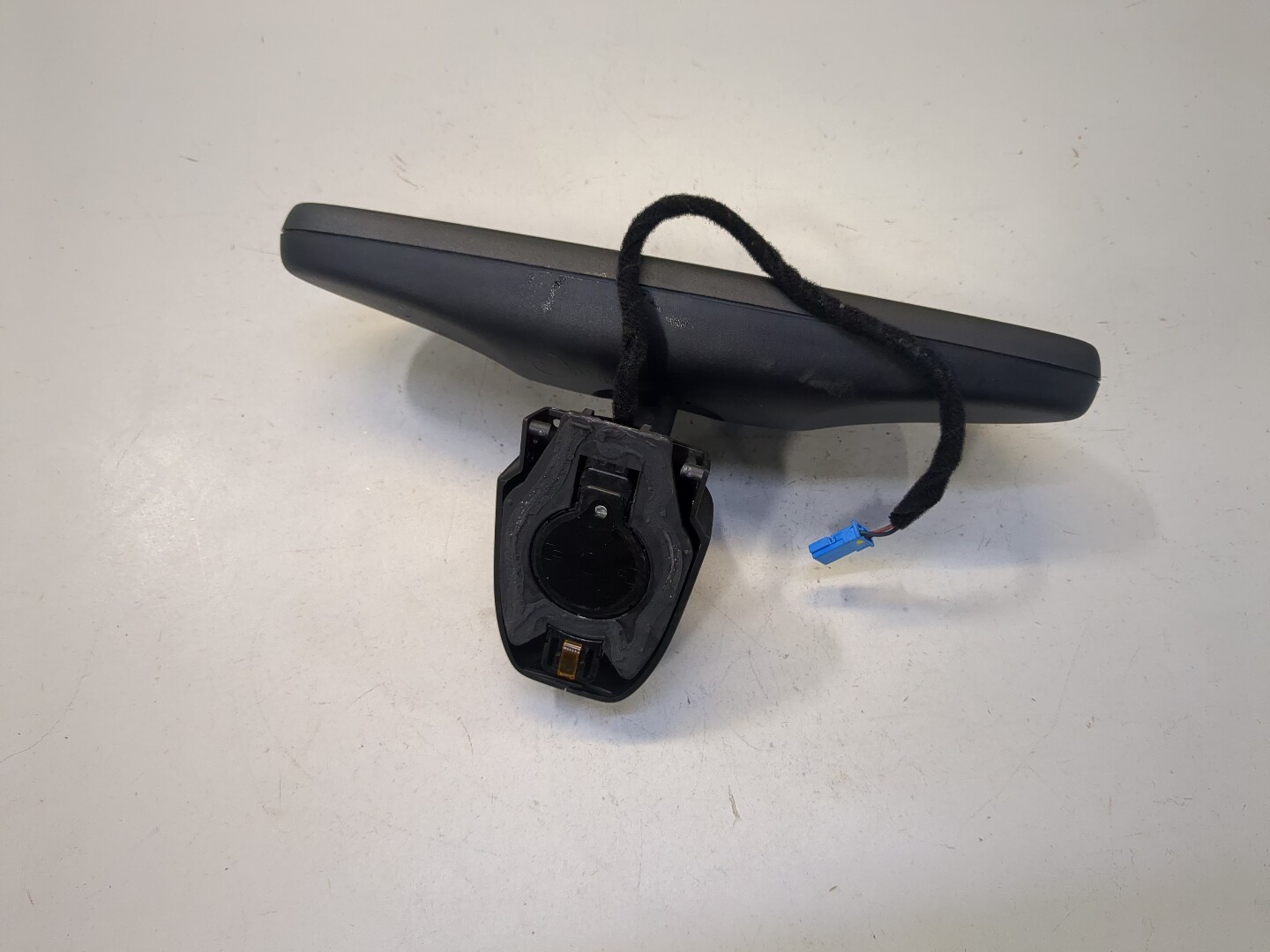 Зеркало заднего вида