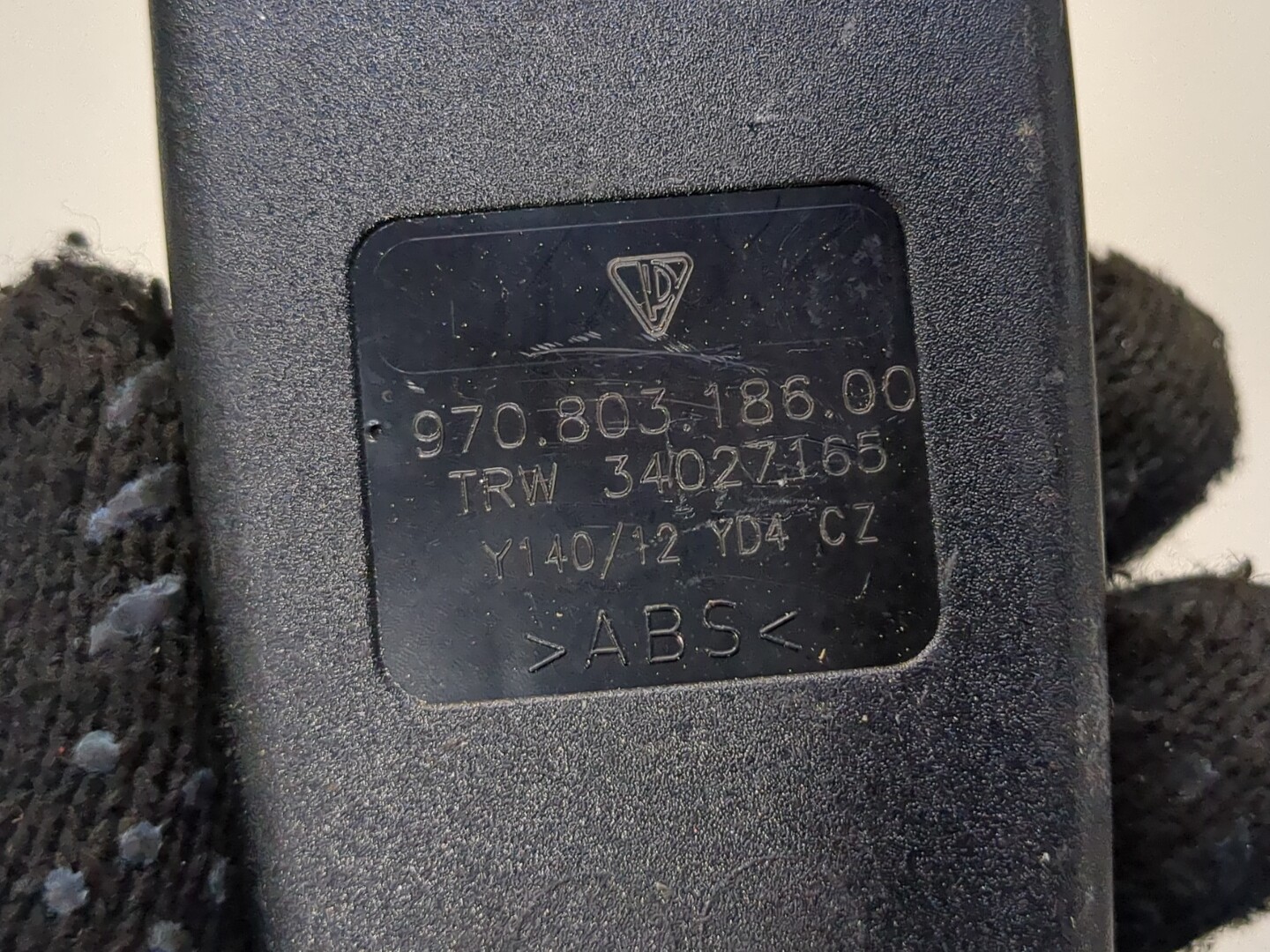 Ответная часть ремня безопасности