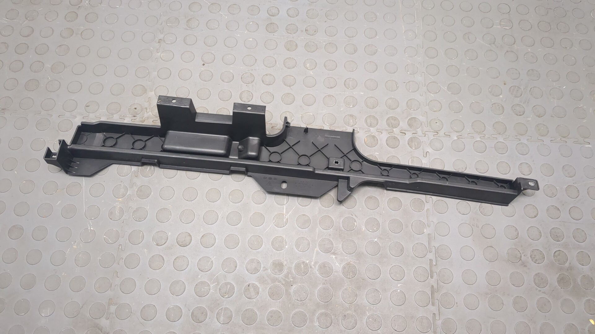 Обшивка багажника