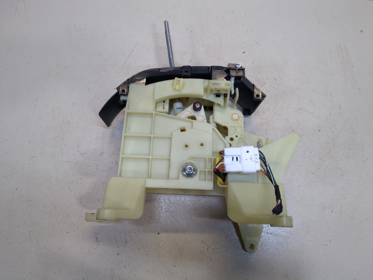 Кулиса МКПП / АКПП