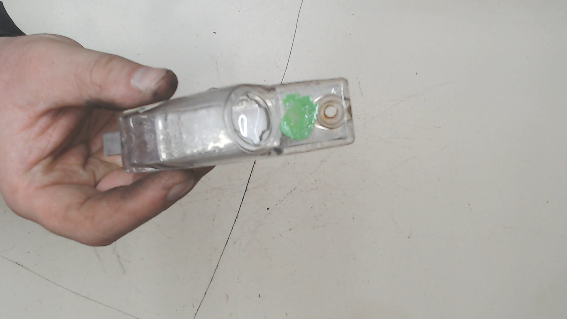 Фонарь подсветки номера