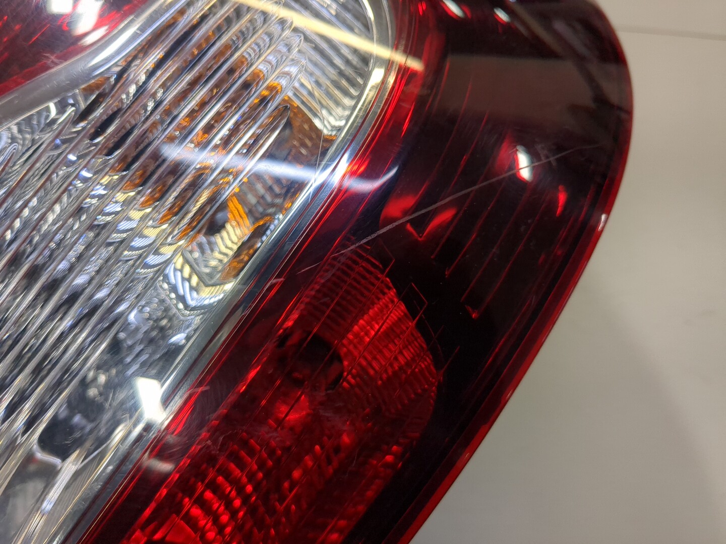 Фонарь задний правый