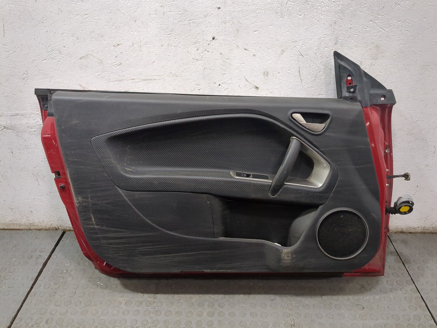 Дверь передняя левая